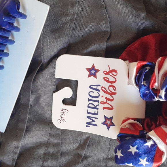 Star-Spangled Kids Hair Accessory Collection - Picture 4 of 4